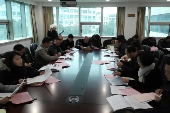 Democracy with Chinese Characteristics: Interview of Suyun Woo by SWI